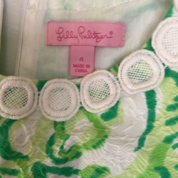 Lilly Pulitzer - Green & White
Textured Dress w/ Crochet Size 4 - Picture 6 of 6